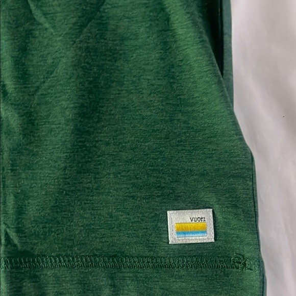 Vuori Strato Tech T, Viridian Heather NWT Medium - Picture 2 of 5